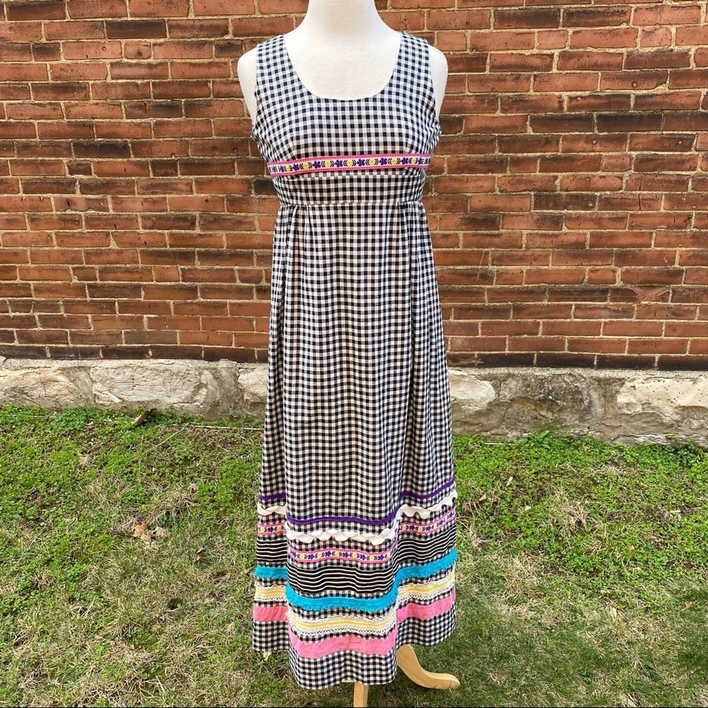 VTG 70s gingham maxi sundress with pastel floral trim, 28”